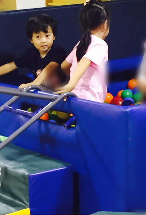 {263038C3-E1F1-42B2-90FD-45C9BC74262A}